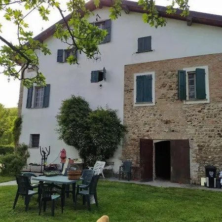 Le Stanze Del Casale 1 * Pratoretto